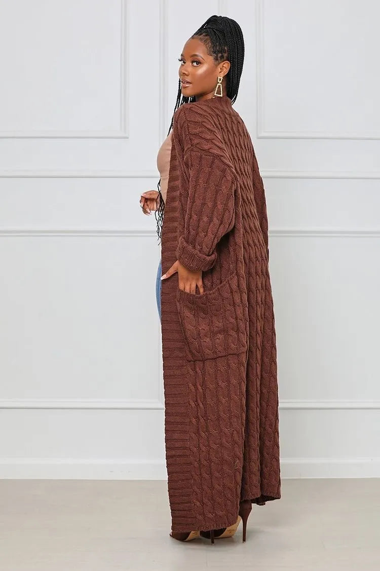 Stilla | Lang Strikmanteau til Elegance