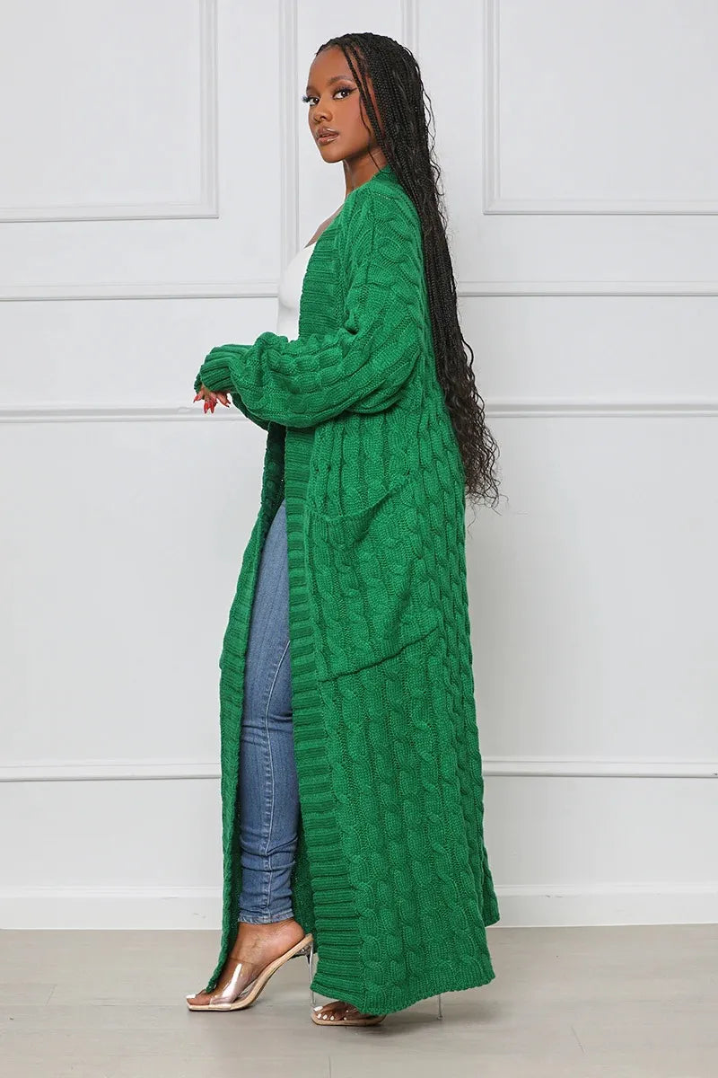 Stilla | Lang Strikmanteau til Elegance