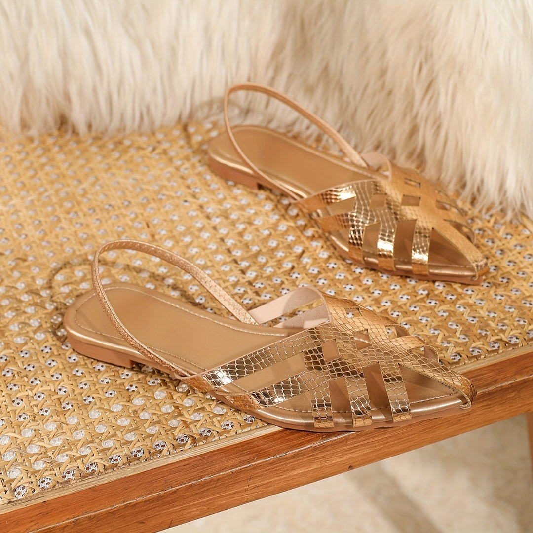 Stilla | Elegant Sandaler Lavet Af Metalisk Materiale, Stilfulde Sommer Sko Guld Farve