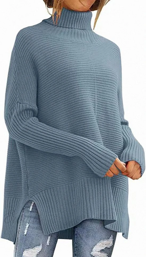 Stilla | Modern blå slids-Turtleneck-strikpullover med flagermusærmer Ideel til vinteren