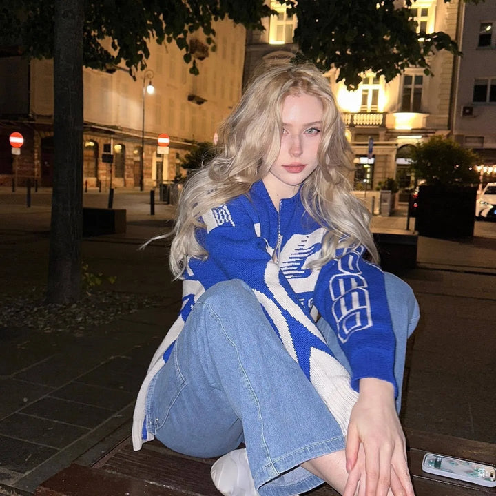 Stilla | Dynamisk Strikpullover Med Lynlås