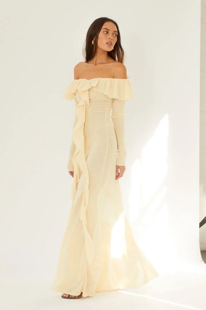 Stilla | Off Shoulder Langærmet Maxikjole Gul