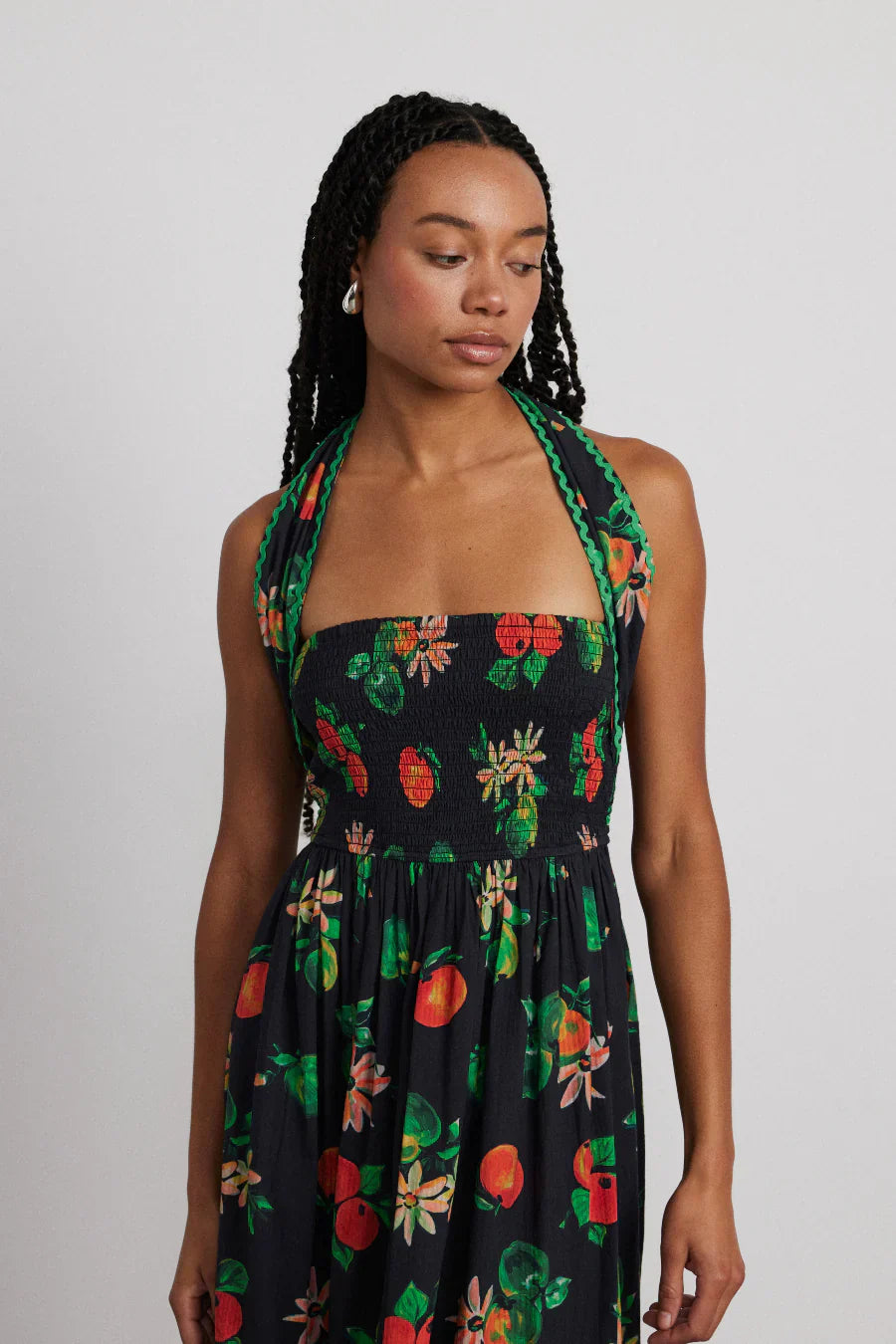 Stilla | Apple Print Midikjole Sort