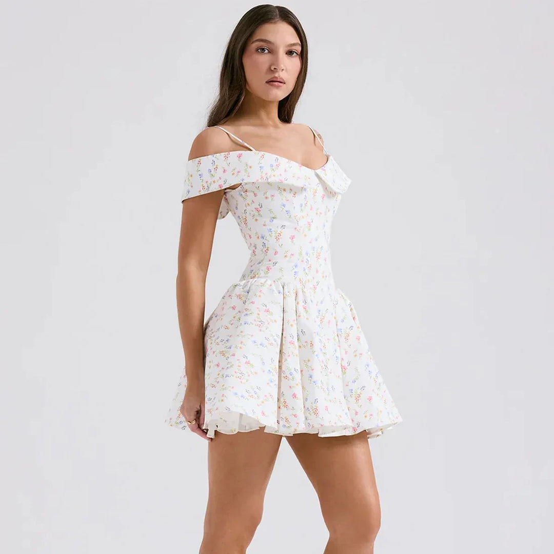 Stilla | Off Shoulder Blomsterprint Mini Kjole Hvid