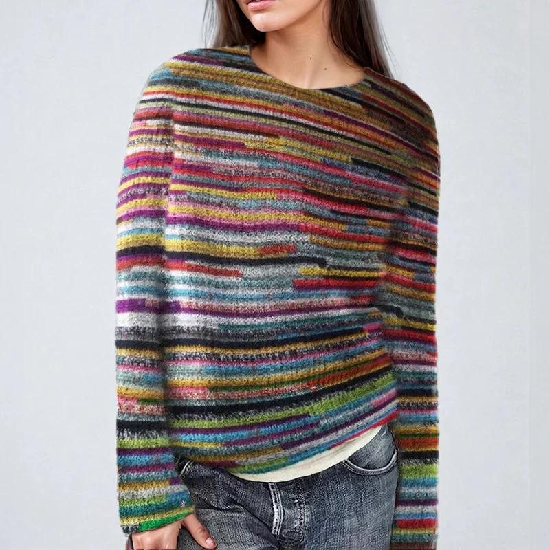 Stilla | Stribet strikket sweater til damer i moderne stil