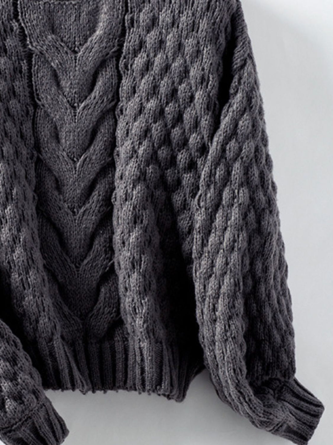 Stilla | Drejet Strikpullover Med Rund Hals