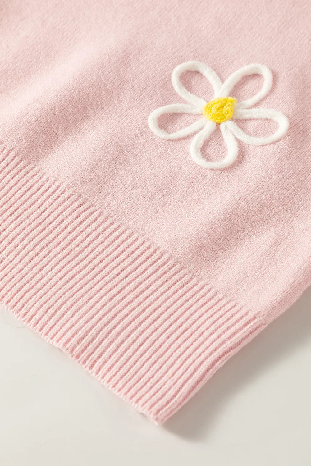 Stilla | Blomstret sweater med runde halsudskæring og overskårne skuldre