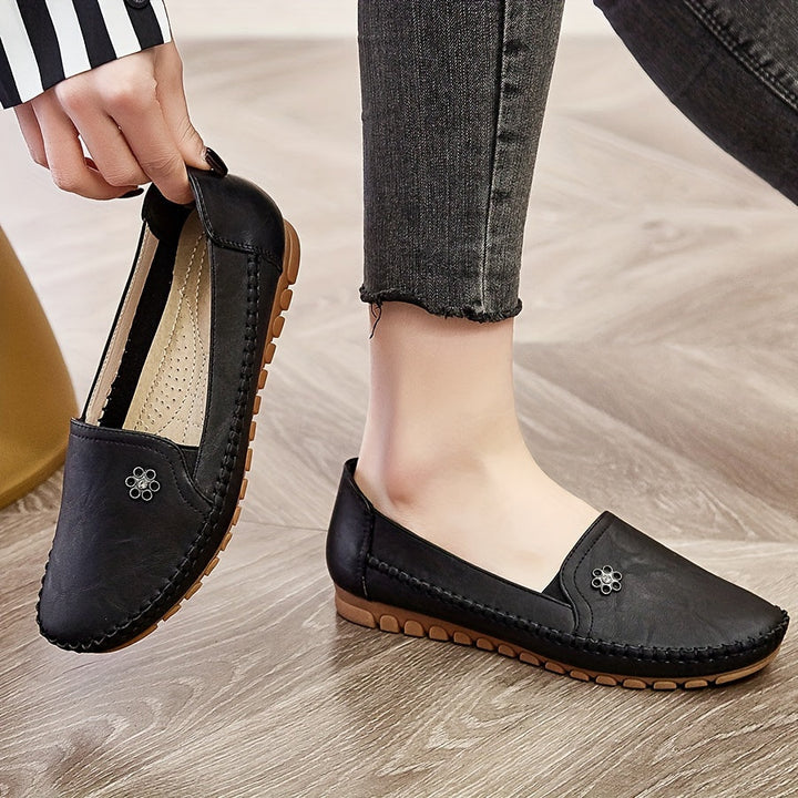 Stilla | Lette Dame Flade Loafers, Skridsikre Slip on Sko