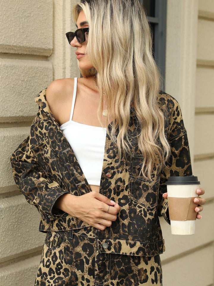 Stilla | Jeansjakke Med Lange Ærmer, Lommer og Leopardprint