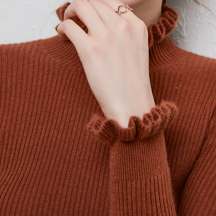 Stilla | Cozy Rulle-Hals Strik Sweater med Delikate Fald Detaljer