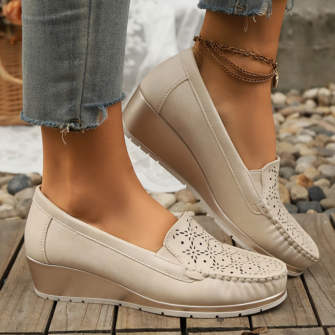 Stilla | Beige Slip on Mokasiner Til Damer
