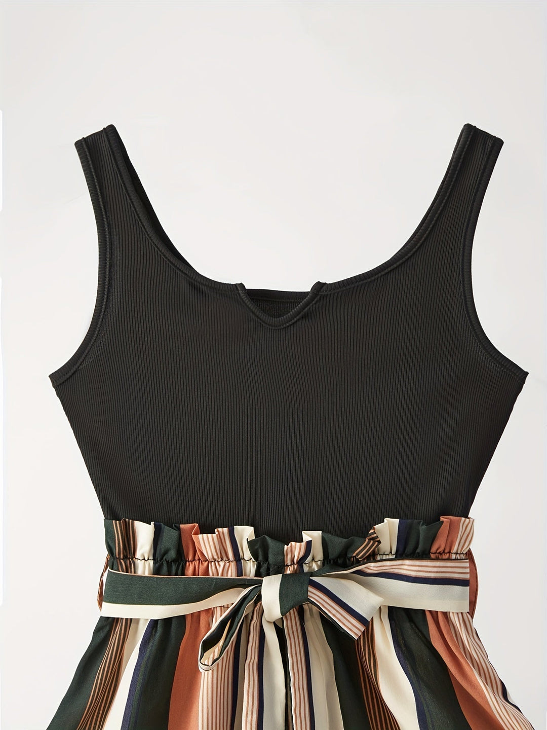 Stilla | Ærmeløs Stribet Jumpsuit Med Slids