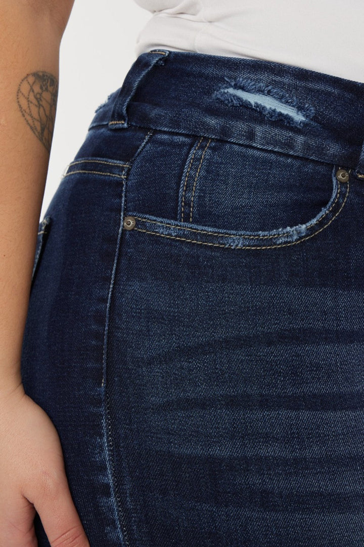 Stilla | Full Size Cat's Whiskers Raw Hem Høj Talje Jeans