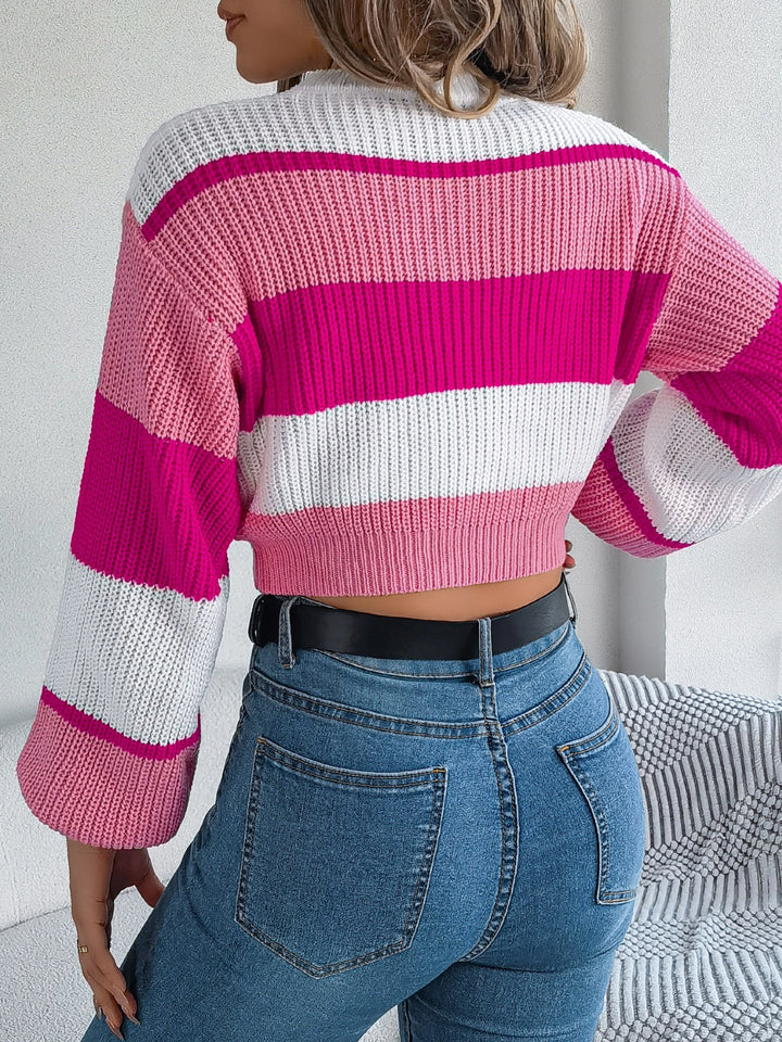 Stilla | Kort sweater med rund halsudskæring farveblok