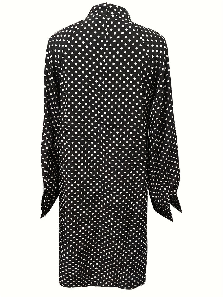 Stilla | Prikket Kjole Elegant Mini Kjole Med Lange Ærmer Og Krave
