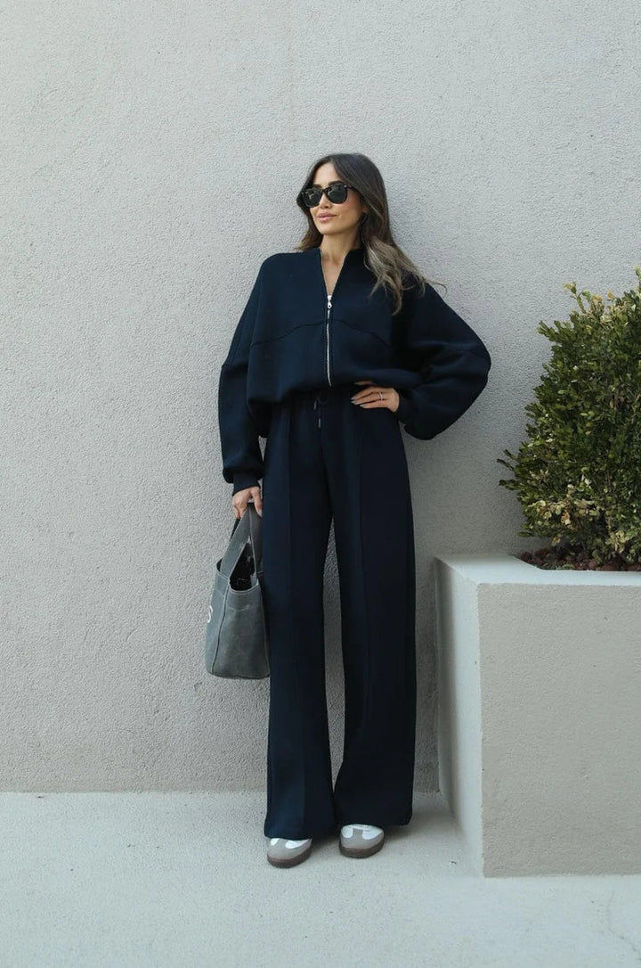 Stilla | Comfort Sæt Med Afslappet Og Bukser Til Et Elegant Og Hyggeligt Look