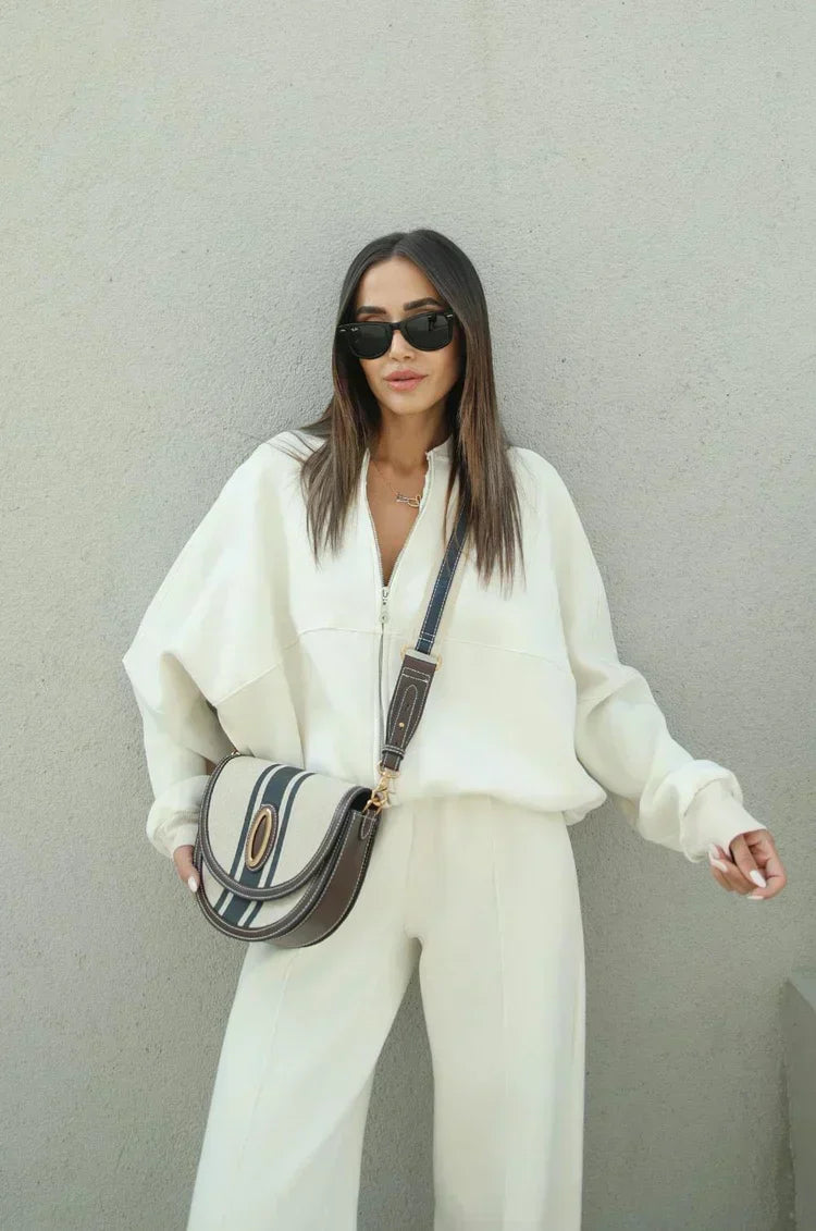 Stilla | Comfort Sæt Med Afslappet Og Bukser Til Et Elegant Og Hyggeligt Look
