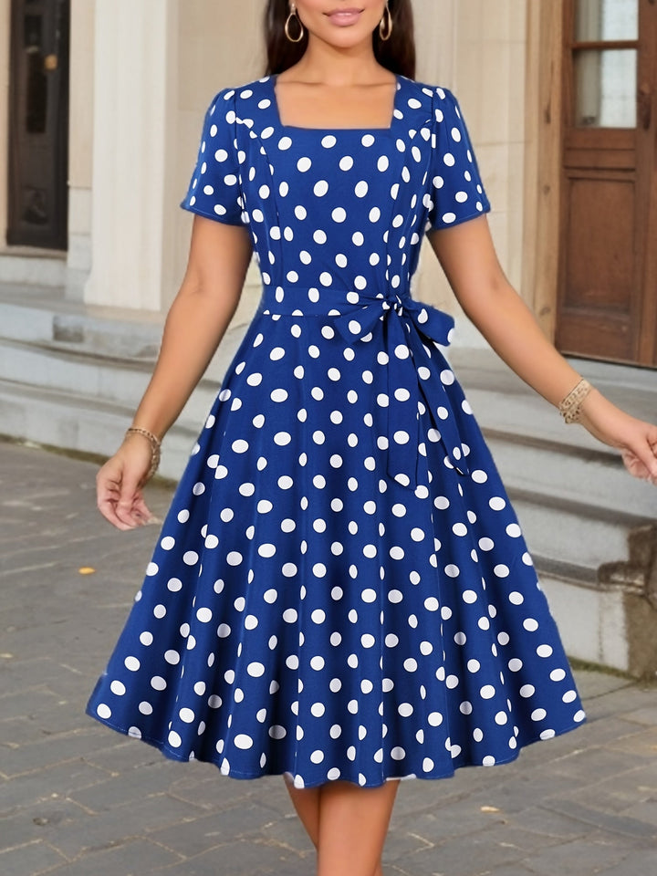 Stilla | Elegant Sommerkjole Prikker
