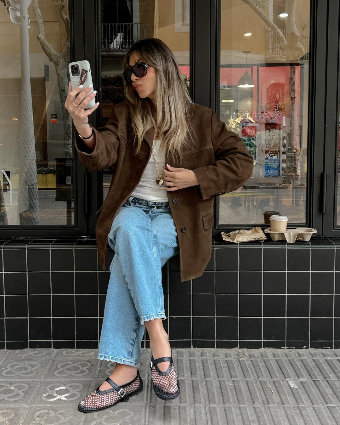 Stilla | Elegant Vest Med Suedes detaljer