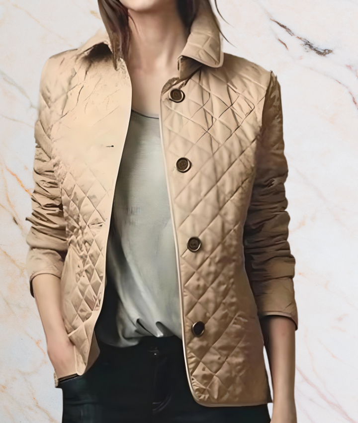 Stilla | Elegant Formende Jakke med Prægning Design