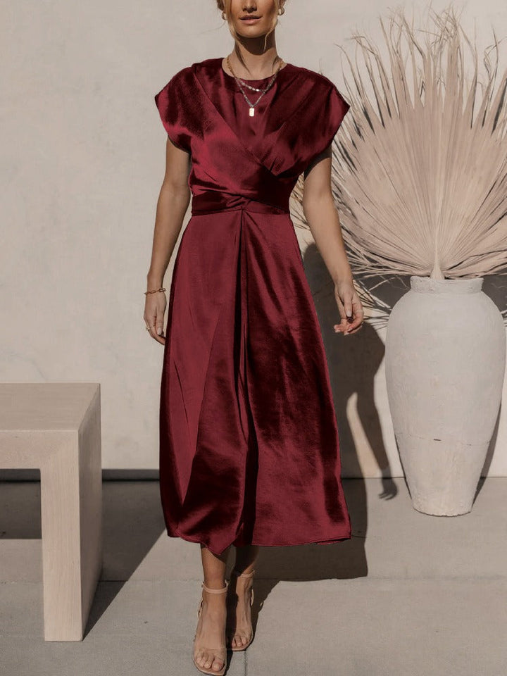 Stilla | Elegant Kjole Med Flot Drapering Til En Sofistikeret Stil