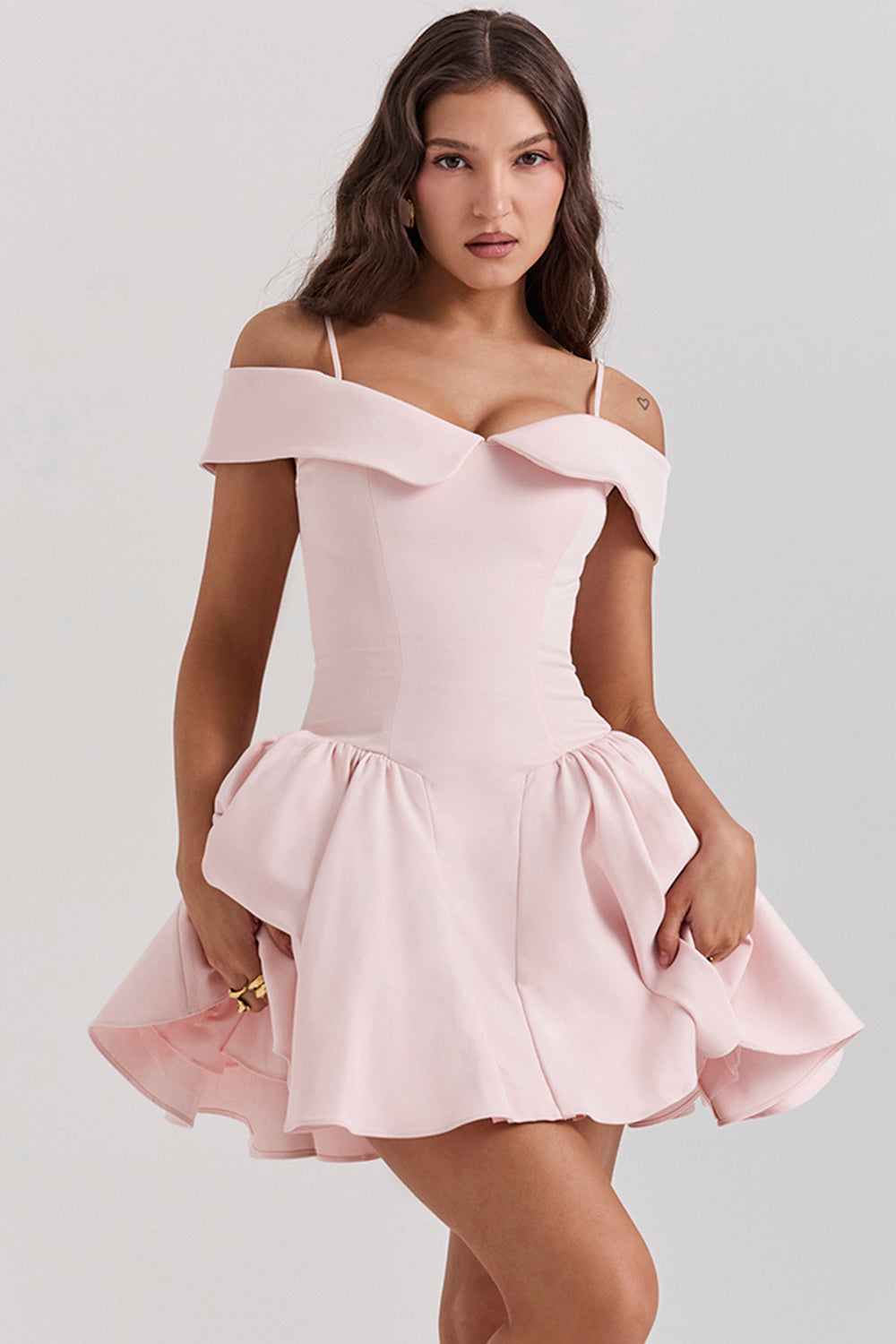 Stilla | Off Shoulder Minikjole