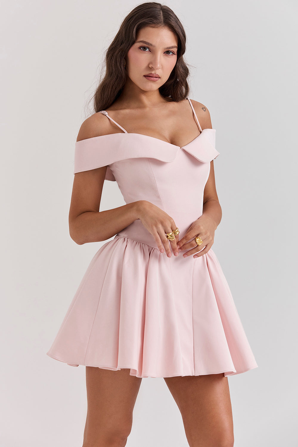 Stilla | Off Shoulder Minikjole