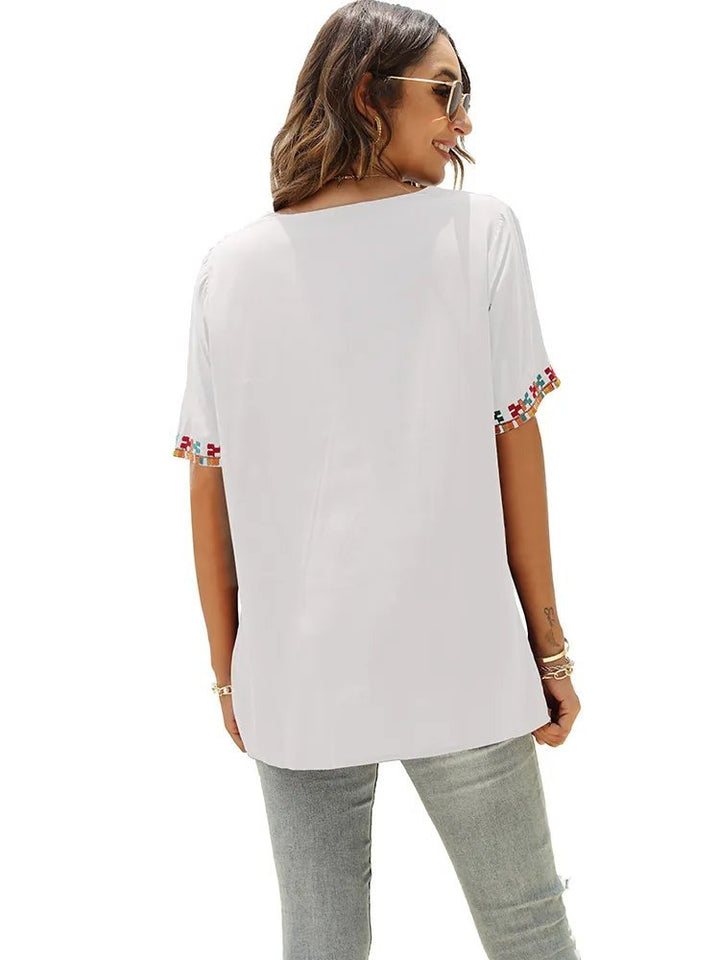 Stilla | Broderet Slim Fit Bluse