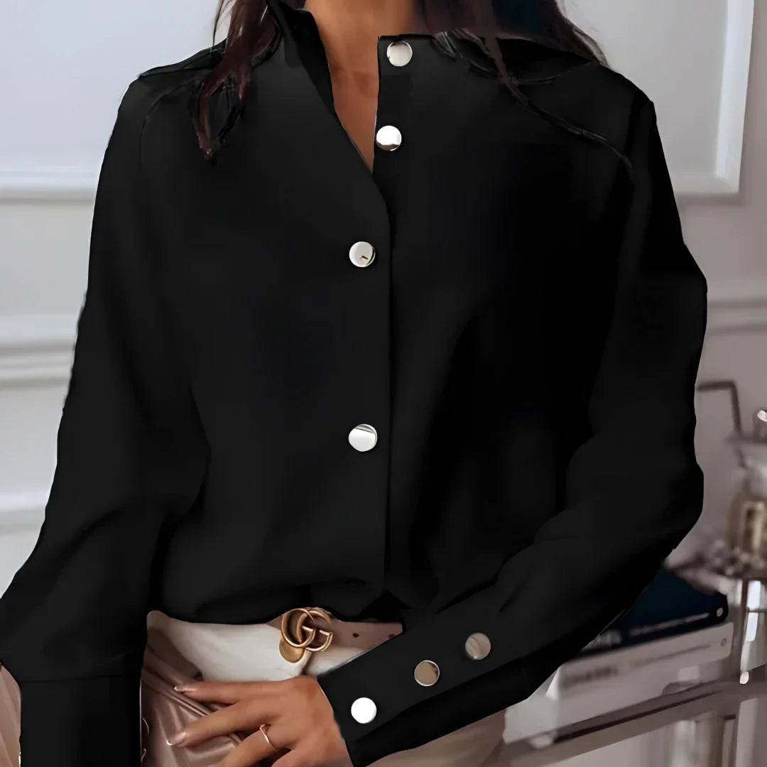 Stilla | Bluse med unikke knapper til damer