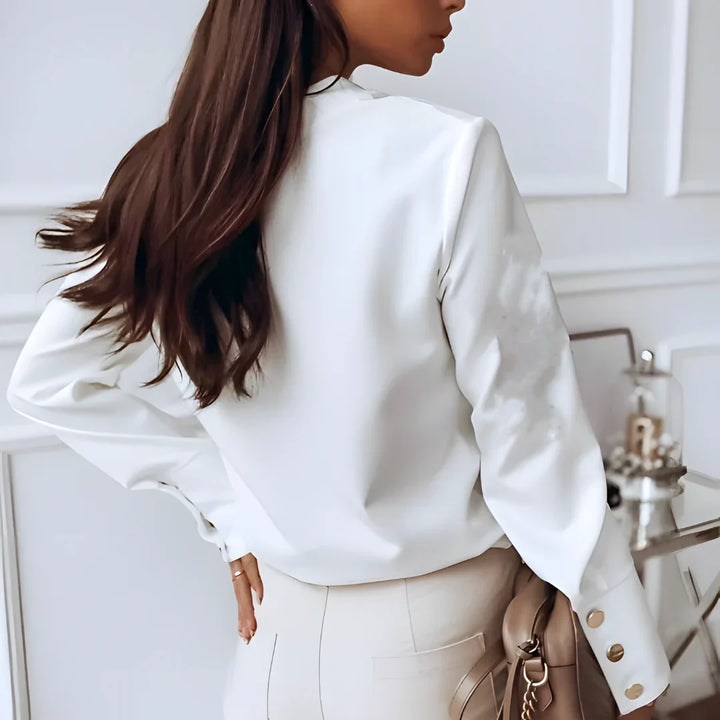 Stilla | Bluse med unikke knapper til damer