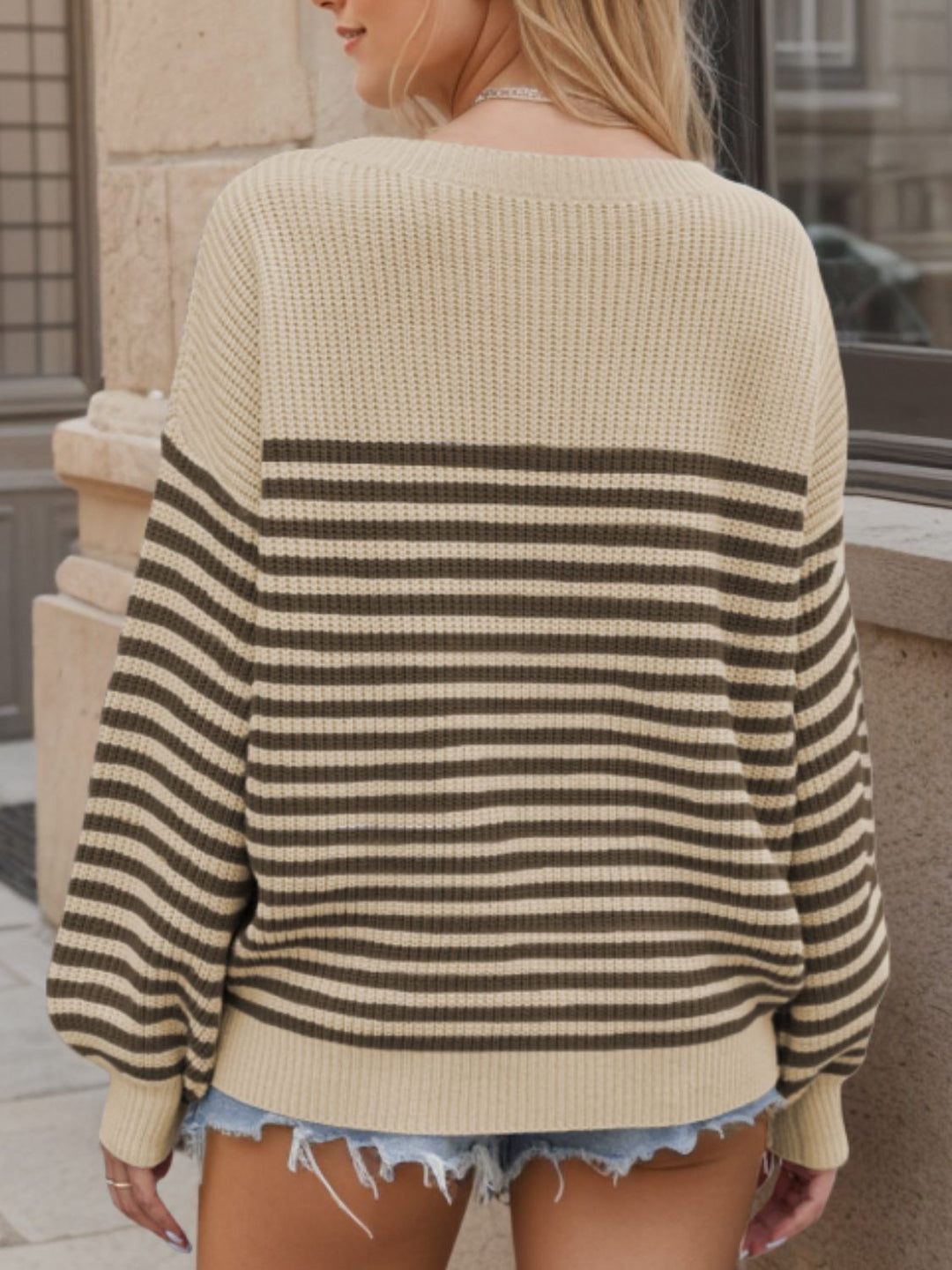 Stilla | Stribet sweater med lange ærmer til et tidløst look