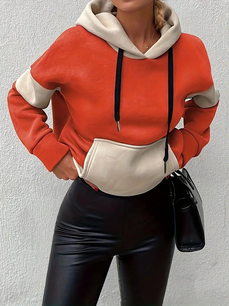 Stilla | Moderne bomulds hoodie med farveblokering-design