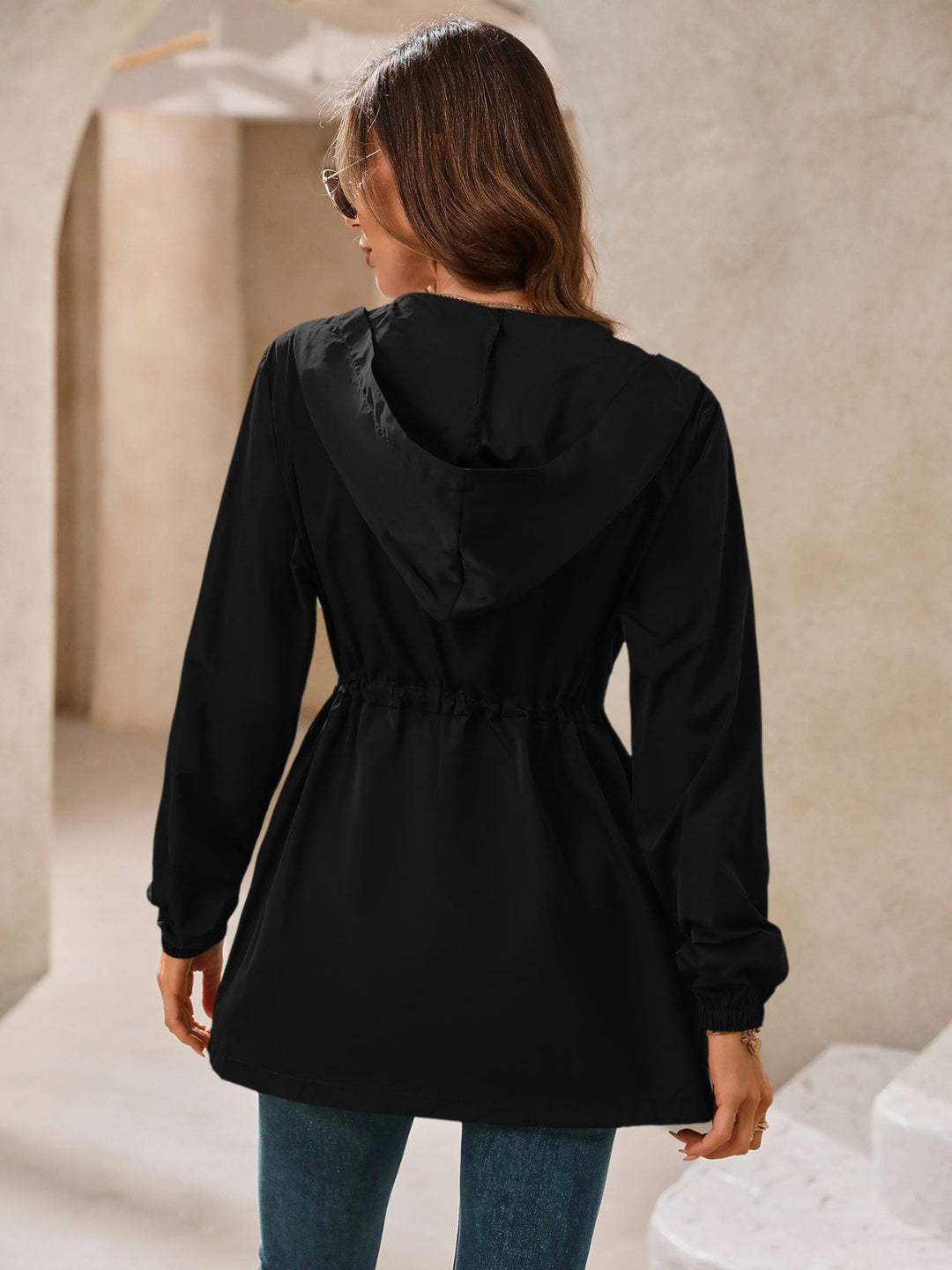 Stilla | Vandtæt Outdoor Softshell Med Lange Ærmer og Hætte
