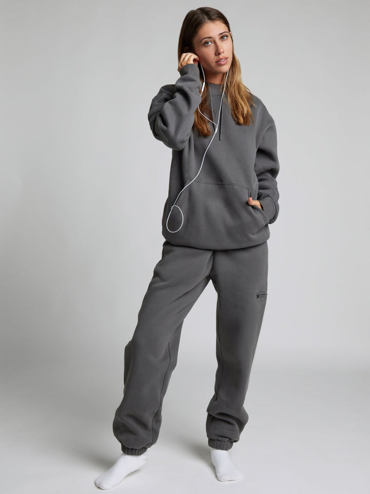 Stilla | Cozy Travel Hoodie med Flytilstand Grafisk