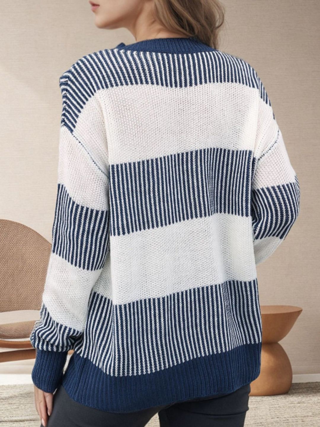 Stilla | Langærmet Sweatshirt med stribemønster og rund halsudskæring