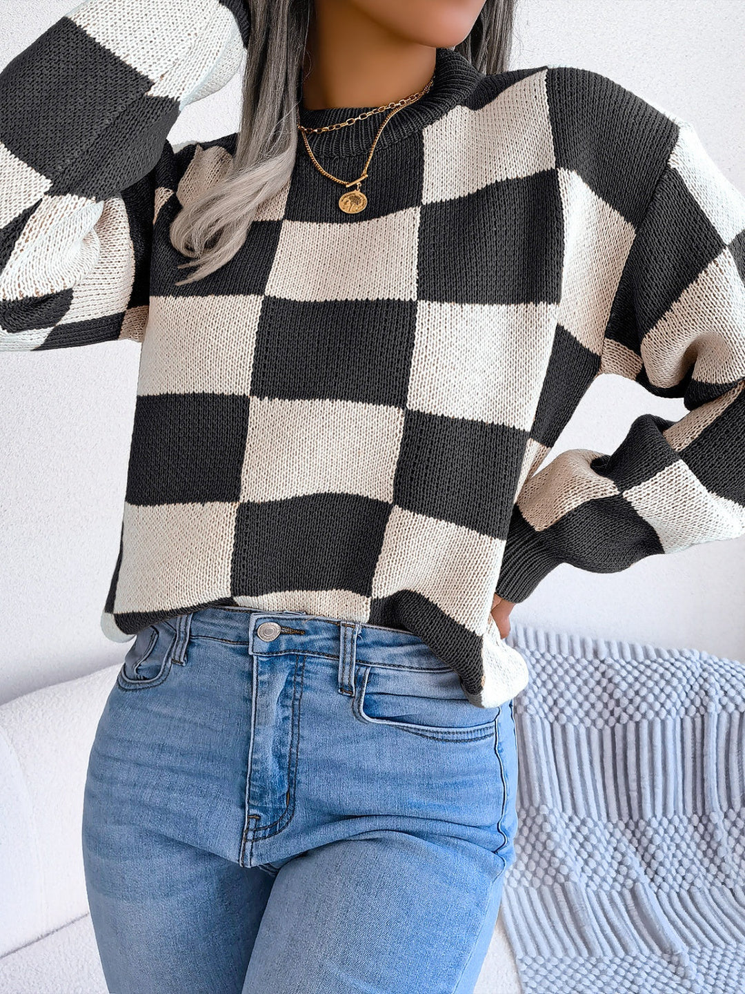 Stilla | Karo Sweater Med Lange Ærmer og Ståkrave