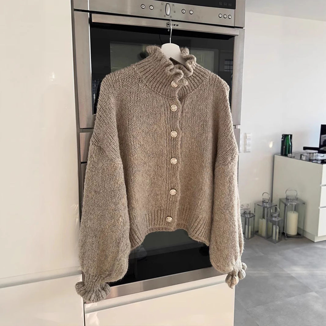 Stilla | Chic Kvinders Cardigan med Knapper og Stilfuld Krave