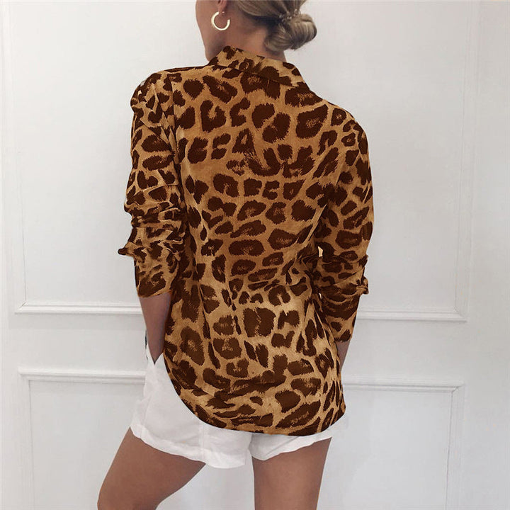 Stilla | Elegant Langærmet Skjorte Med Leopardmønster og Omslag Krave
