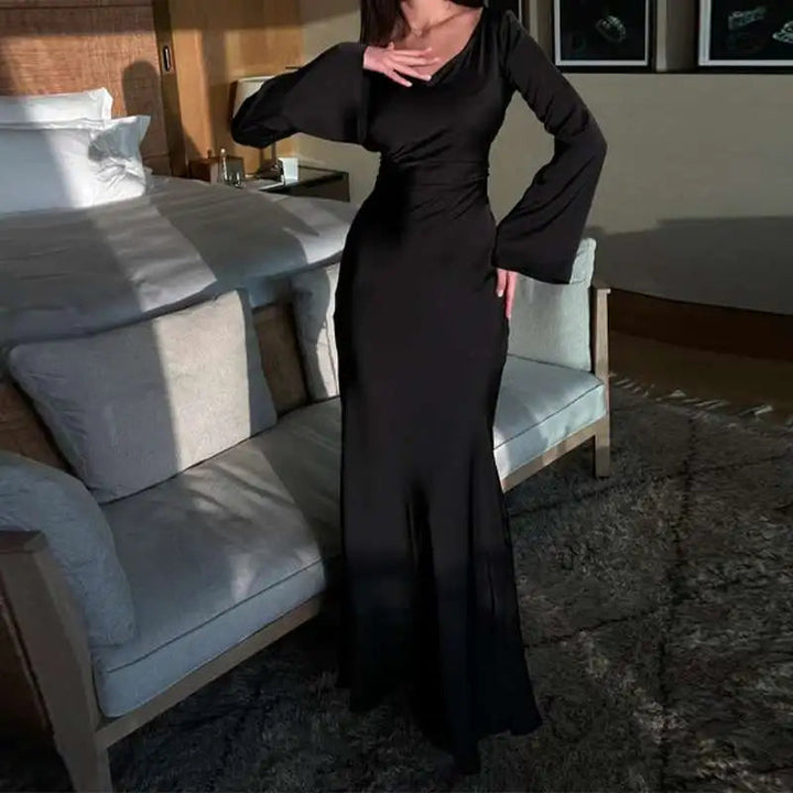 Stilla | Satin Maxi Kjole med Glat Finish
