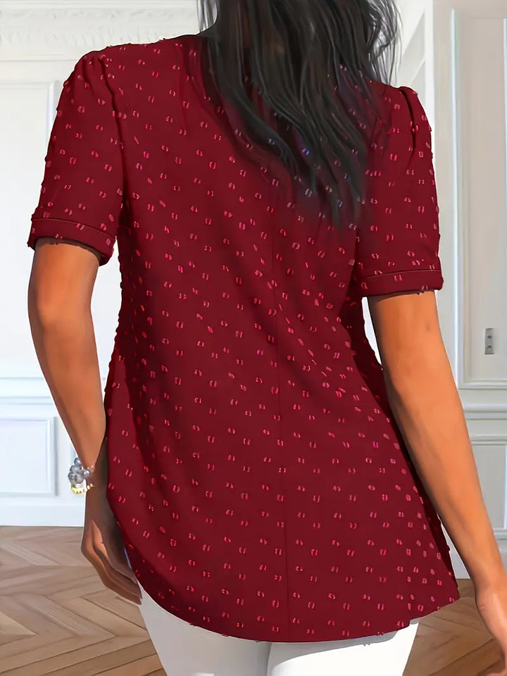 Stilla | Elegant Schweizisk Henley Bluse Med Korte Ærmer Til Fritidsbrug