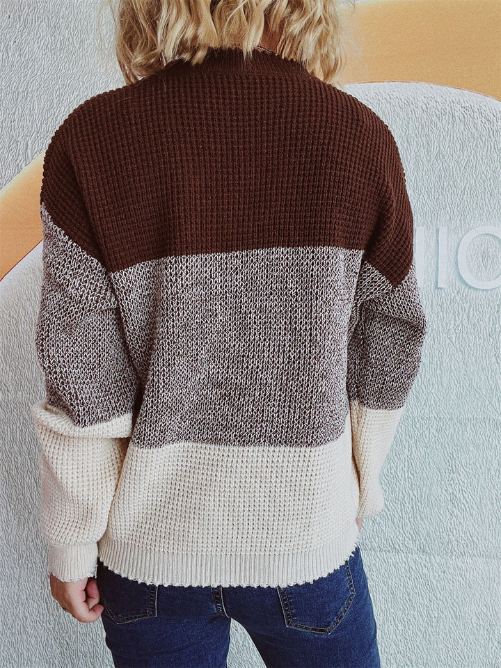 Stilla | Pullover med lange ærmer og farveblok design