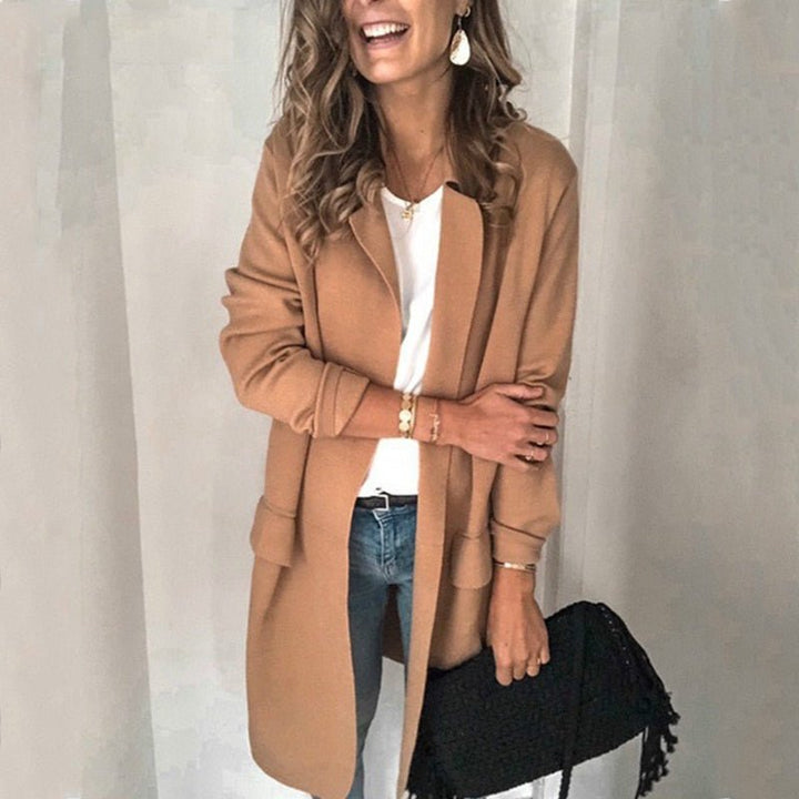 Stilla | Lang og Elegant Blazer-strikjakke