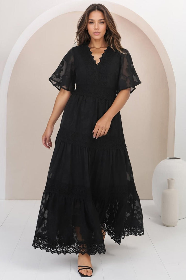 Stilla | Elegant Sort Maxikjole