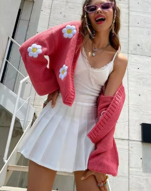 Stilla | Cardigan med stor blomster broderi