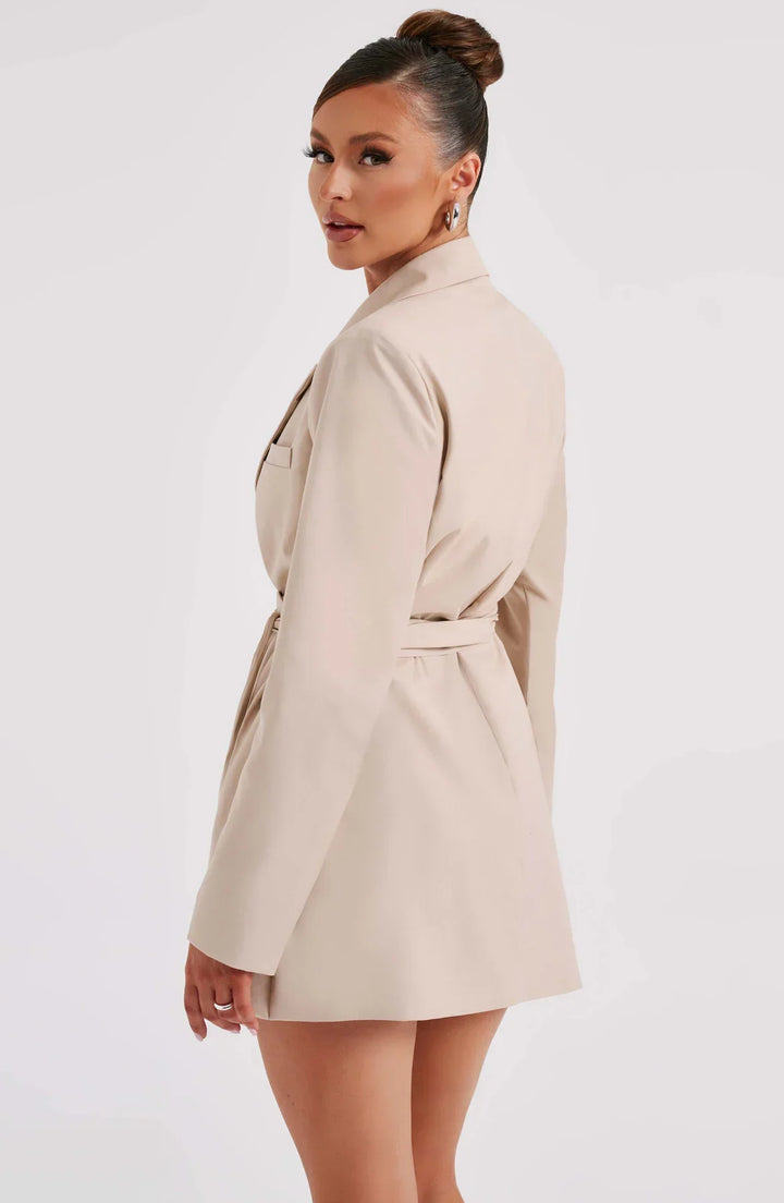 Stilla | Elegante Jakkesætskjole