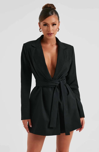 Stilla | Elegante Jakkesætskjole
