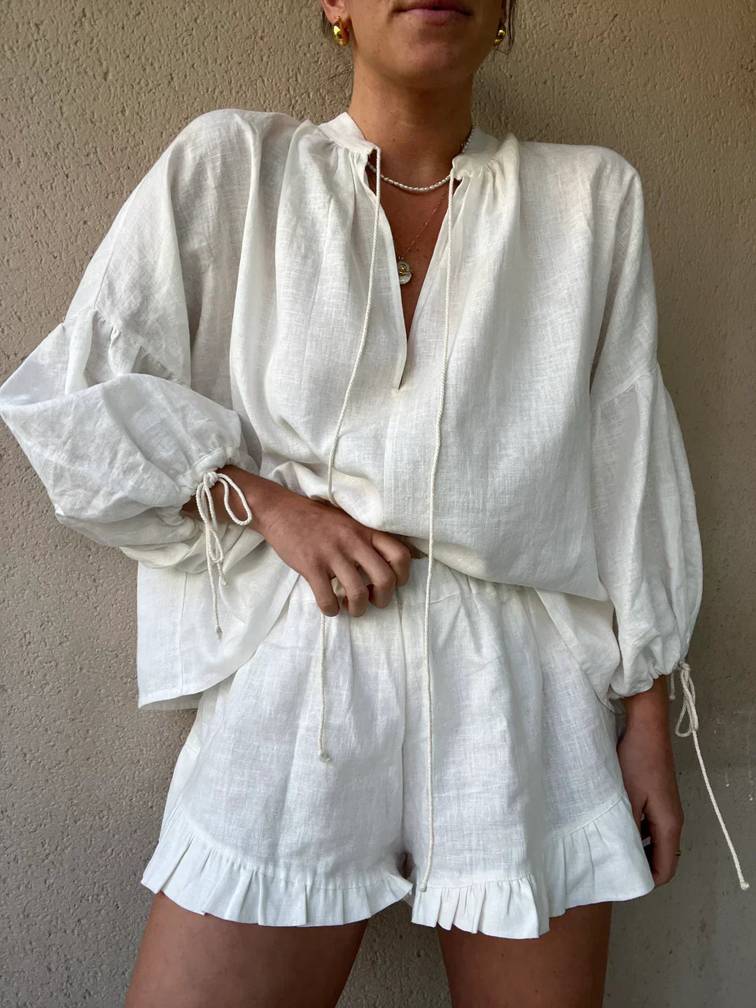 Stilla | Stilfuld Sommer Sæt Bluse Og Shorts