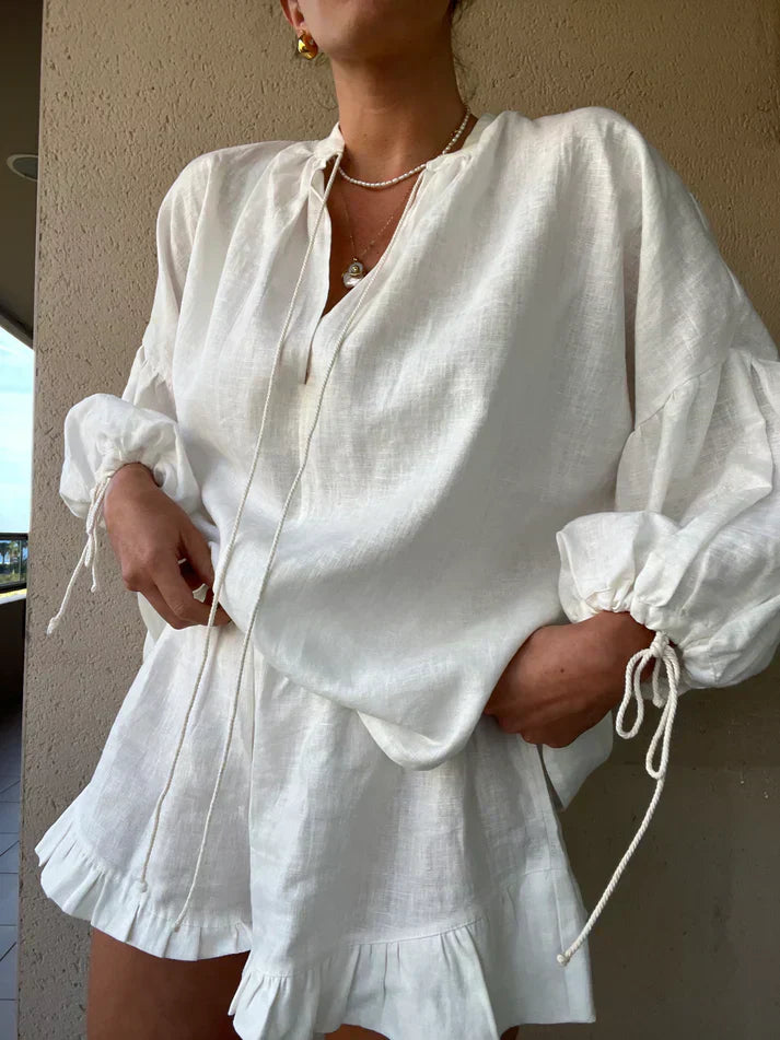 Stilla | Stilfuld Sommer Sæt Bluse Og Shorts
