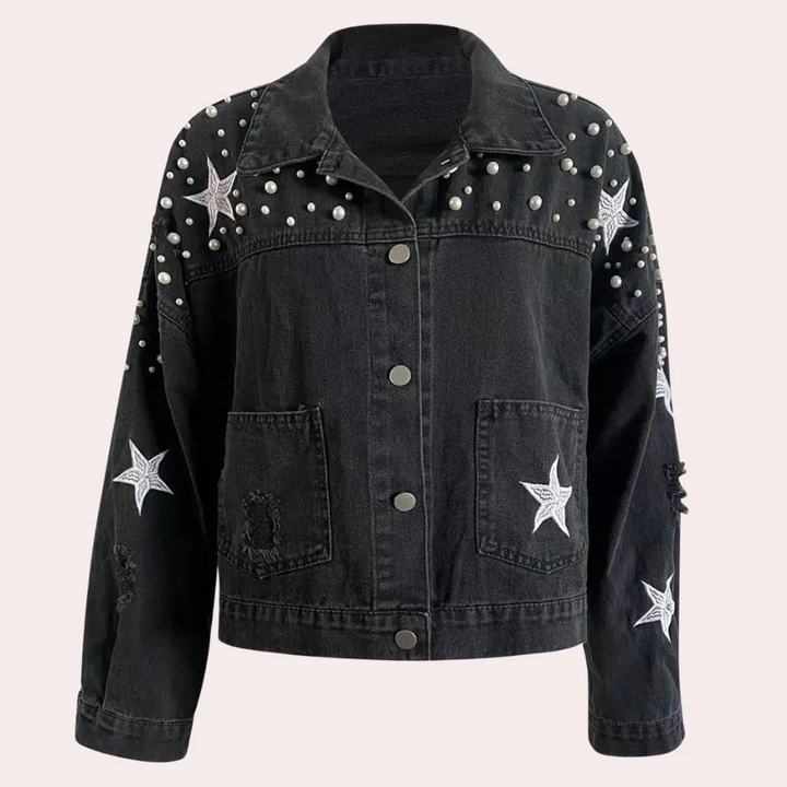 Stilla | Denimjakke Størrelse Plus Pasform Kort Længde Nitter og Brugt Design