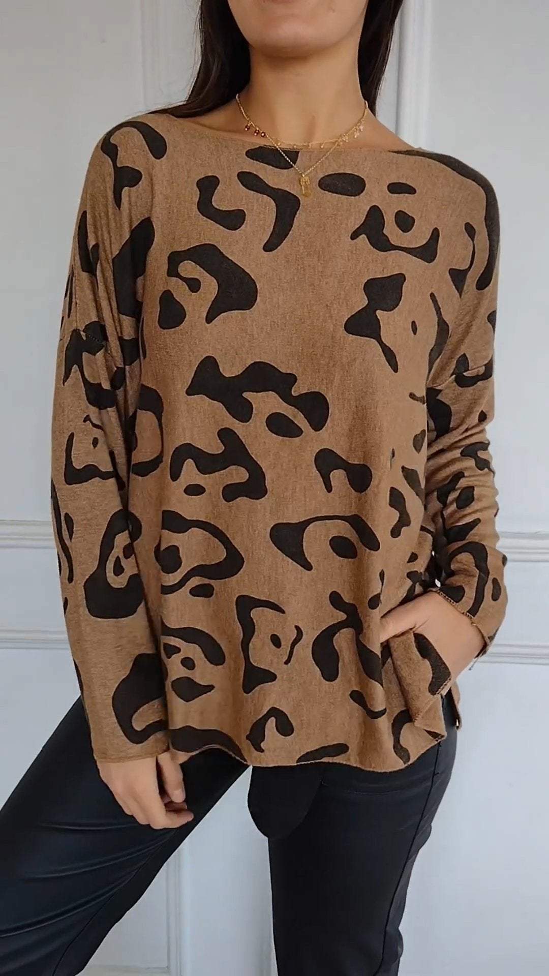 Stilla | Enkel og Trendy Top